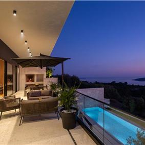 Luxury 5-Bedroom Sea-View Villa with Heated Infinity Pool in Orasac near Dubrovnik – Sleeps 10